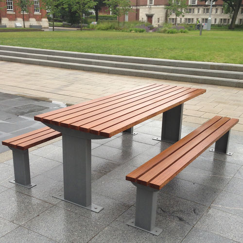 Ensemble table et bancs contemporain - BURLINGTON - Woodscape. - en bois / en acier galvanisé / d'extérieur