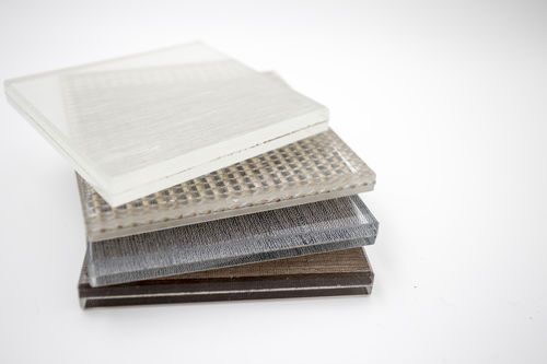Panneau en verre de protection solaire - SATINAL SPA - de sécurité / feuilleté / à motif