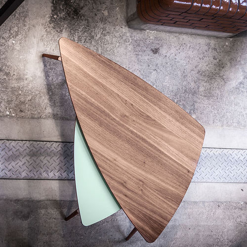 Table basse contemporaine - STICK - PBJ Design House - en chêne / en noyer / en bois massif