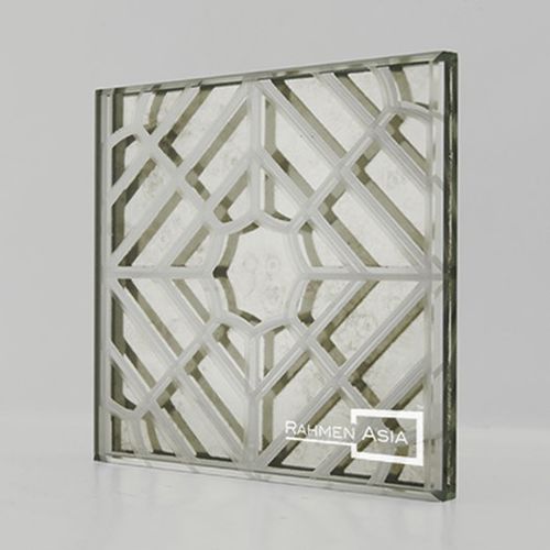 Panneau décoratif d'ameublement - TOTEM - Rahmen (Asia) Limited - pour meuble / en verre / professionnel