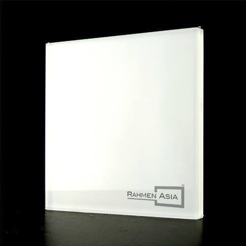 Panneau décoratif d'ameublement - FARBE - Rahmen (Asia) Limited - pour agencement intérieur / en verre