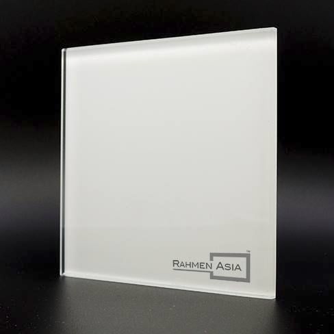 Panneau décoratif d'ameublement - OLEN - Rahmen (Asia) Limited - pour agencement intérieur / en verre / professionnel