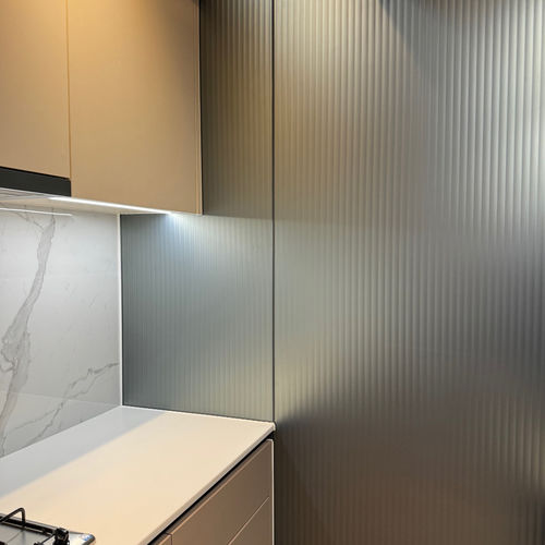 Panneau en verre de sécurité - R22166CY - Rahmen (Asia) Limited - feuilleté / texturé / pour agencement intérieur