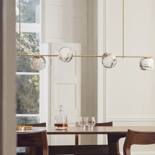 Suspension - ORLA 5 LIGHT HORIZONTAL  - Heathfield and Comapny - en laiton / en verre / contemporaine