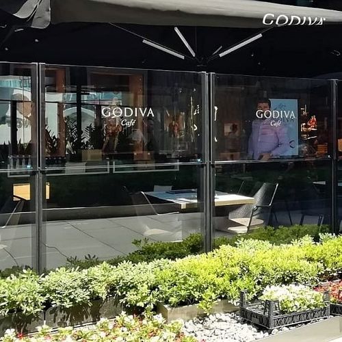 Garde-corps en verre - PANORA KINETIC - Evergreen Solutions - en aluminium / à panneaux en verre / de type balustrade