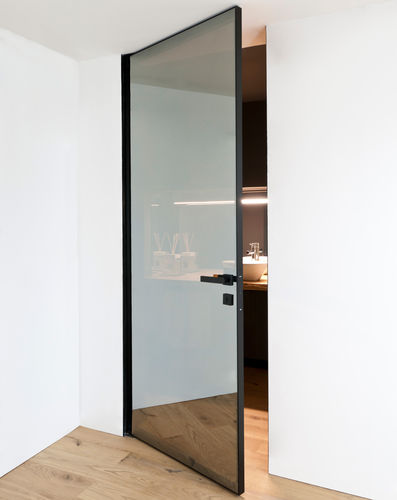 Porte d'intérieur - QUADRA - ALBED - en bois / en aluminium anodisé / avec verre de sécurité