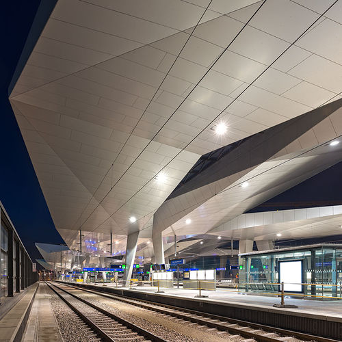 Panneau composite de revêtement - HAUPTBAHNHOF WIEN  - ALUCOBOND - pour marquise / pour bâtiment / résistant aux intempéries