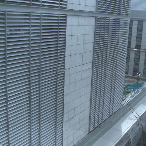 Brise-soleil en aluminium - M-City Aluminum Co., Ltd. - pour façade / horizontal / orientable
