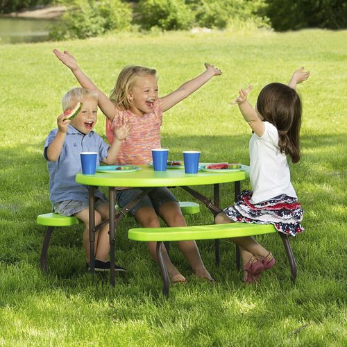 Table de pique-nique contemporaine - 60132 - Lifetime - en polyéthylène haute densité PEHD / avec piètement en acier thermolaqué / ovale
