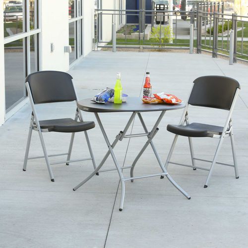 Table contemporaine - 80351 - Lifetime - en polyéthylène haute densité PEHD / avec piètement en acier thermolaqué / ronde