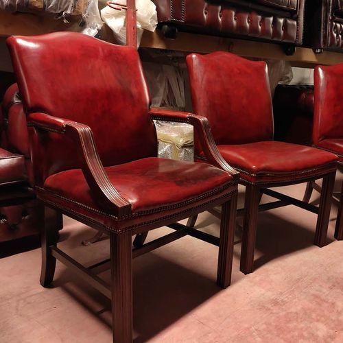 Chaise classique - VINTAGE  - Harleq - d'intérieur / en cuir / avec piètement en bois