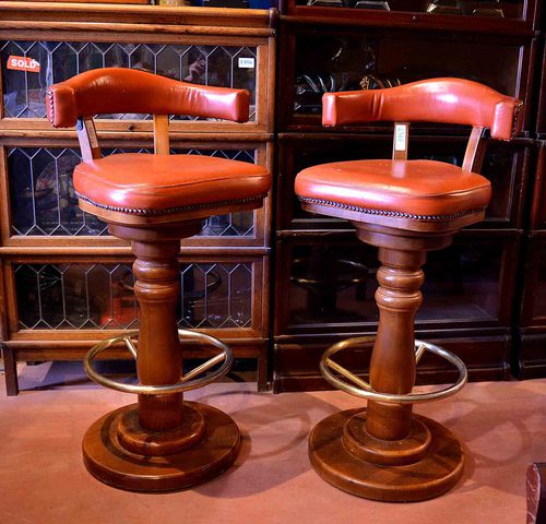 Tabouret de bar classique - Vintage - Harleq - en cuir / avec piètement en laiton / avec piètement en bois