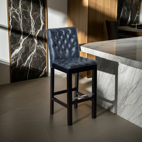 Tabouret de bar chesterfield - SQUARED - Harleq - en cuir / en bois / en hêtre