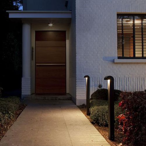 Borne d'éclairage de jardin - SIMPLY - pvd concept - contemporaine / en laiton / à LED
