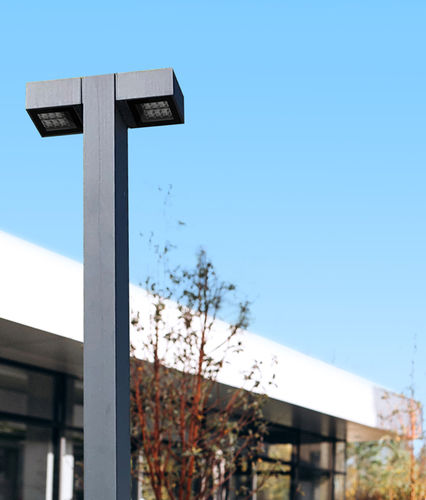 Lampadaire urbain - IMISTRAL-T - BSI LIGHTING TECHNOLOGIES INC. - contemporain / en fonte d'aluminium / en acier inoxydable
