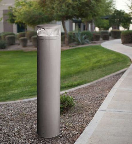 Borne d'éclairage de jardin - IRUTA R - BSI LIGHTING TECHNOLOGIES INC. - contemporaine / en acier inoxydable / en fonte d'aluminium
