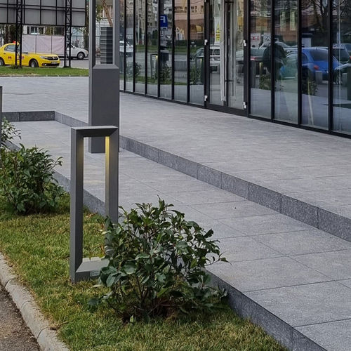 Borne d'éclairage urbaine - ILOFT - BSI LIGHTING TECHNOLOGIES INC. - contemporaine / en aluminium extrudé / à LED