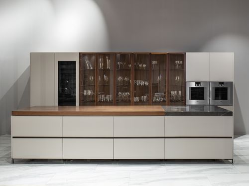 Cuisine contemporaine - V888 - Aston Martin - en placage de bois / en marbre / en métal
