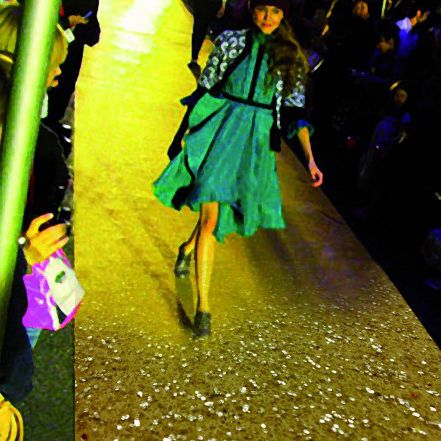 Moquette tuftée - ELEA GLITTER - ALMA CARPETS - en polypropylène / pour le tertiaire / en rouleau