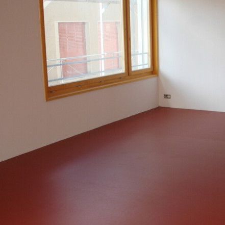 Revêtement de sol en linoléum - ONE - ALMA CARPETS - pour le tertiaire / en rouleau / lisse