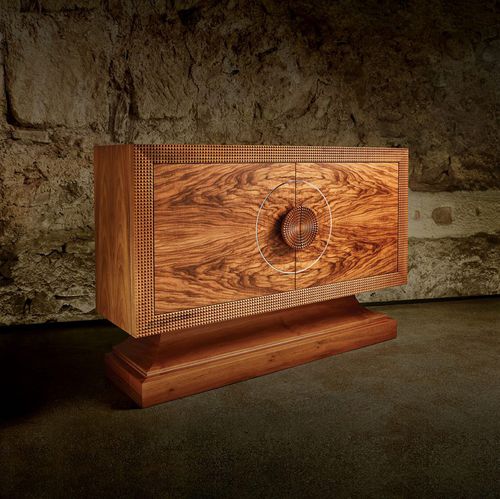 Commode contemporaine - Nouvel Espace Furniture - en chêne / en noyer / en cuir