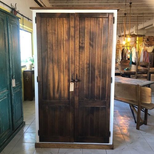 Armoire de style rustique - AR-02 - El roure vell - en bois / à portes battantes
