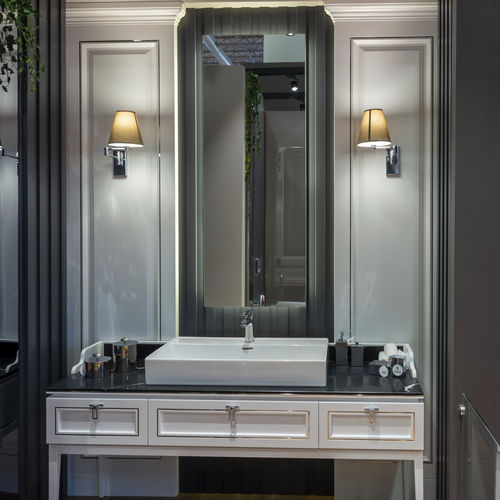 Meuble de salle de bain contemporain - Tugra Mobilya - classique / résidentiel / MDF