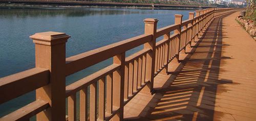 Garde-corps WPC - TRADITIONAL - Protechwood International Limited - de type balustrade / d'extérieur / pour escalier