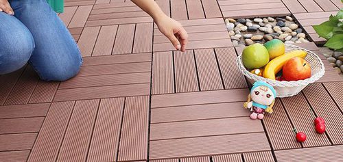 Revêtement de sol en composite bois - TRADITIONAL - Protechwood International Limited - pour extérieur / résidentiel / en rouleau