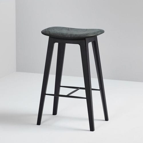 Tabouret de bar contemporain - NORDIC : DUNES - SACKit - en cuir / avec piètement en hêtre / tapissé