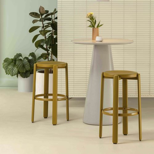 Tabouret contemporain - TURA 527 - Vergés - en frêne / en fer / avec piètement en bois