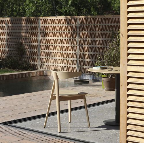 Chaise contemporaine - COMPASS - Vergés - d'intérieur / en bois massif / en métal