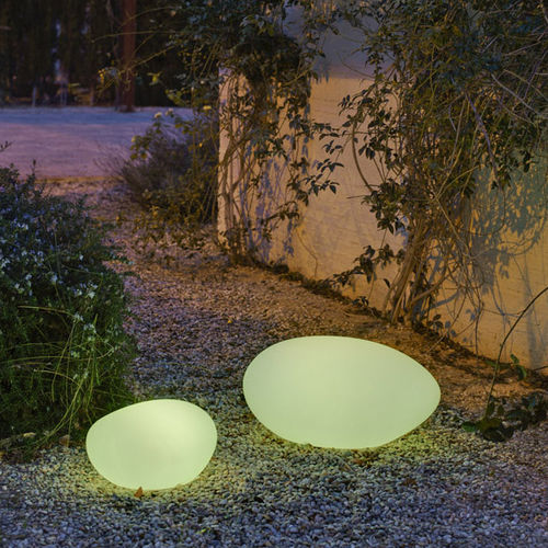Lampe de sol - PETRA - NEWGARDEN - en polyéthylène / contemporaine / à batterie rechargeable