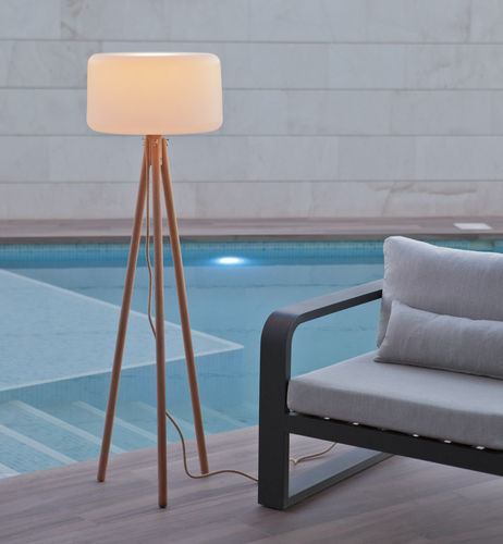 Lampe sur pied - CHLOE 140 - NEWGARDEN - en bois / en polyéthylène / contemporaine