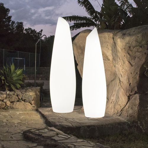 Colonne lumineuse contemporaine - FREDO - NEWGARDEN - en polyéthylène / à LED / d'extérieur