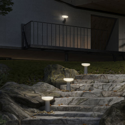 Lampe de sol - PAQUITA 40 - NEWGARDEN - en polyéthylène rotomoulé / contemporaine / solaire