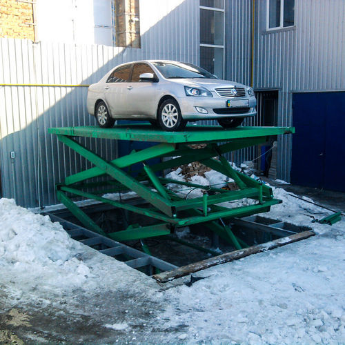 Plateforme élévatrice pour voiture - INTERSTORE  - DIASON - pour chantier / à usage industriel / à usage professionnel