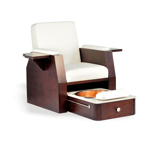 Fauteuil spa pédicure en bois - Esthetica Spa and Salon Resources Private Limited - escamotable / inclinable / avec accoudoirs
