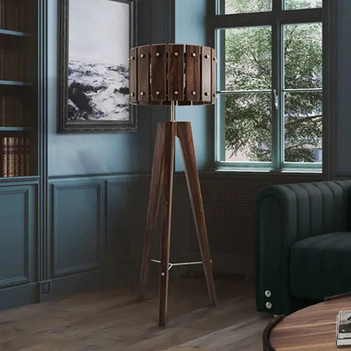 Lampe de sol - Charles - WOOD TAILORS CLUB - en laiton brossé / en noyer / contemporaine