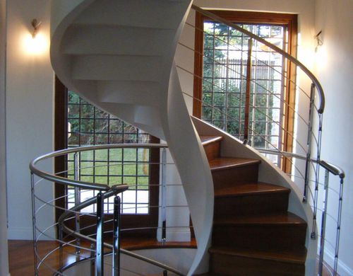 Escalier hélicoïdal - U-CA - Unica living design Poland - circulaire / à marches en bois / en béton armé
