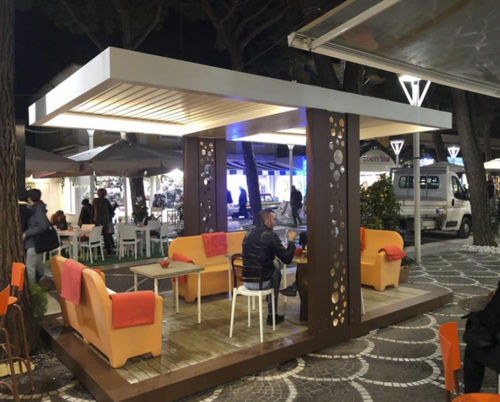 Pergola autoportée - DEHORS - Unica living design Poland - en aluminium extrudé / à lames orientables / couverture en toile