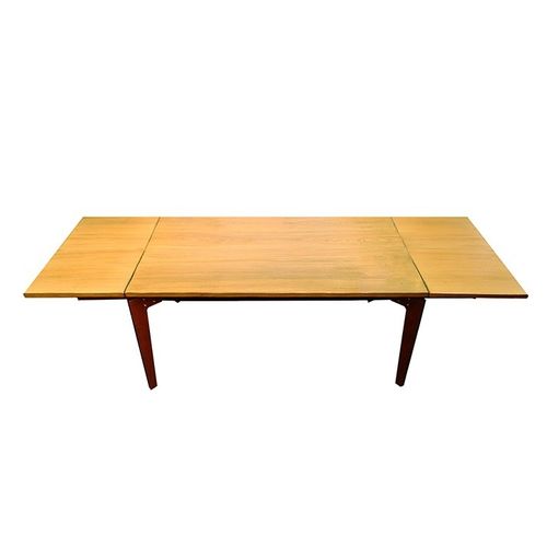 Table contemporaine - LEGGERO 02  - Trackdesign - en chêne / en placage de bois / avec piètement en acier COR-TEN®