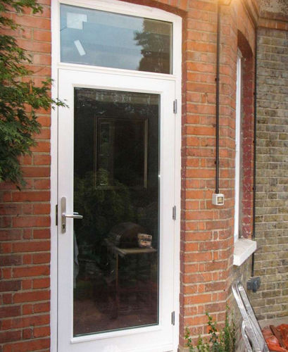 Porte d'entrée - SINGLE - Authentic Timber Windows Ltd - en bois / battante / semi-vitrée