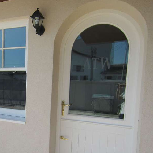 Porte d'entrée - STABLE  - Authentic Timber Windows Ltd - en bois / battante / semi-vitrée