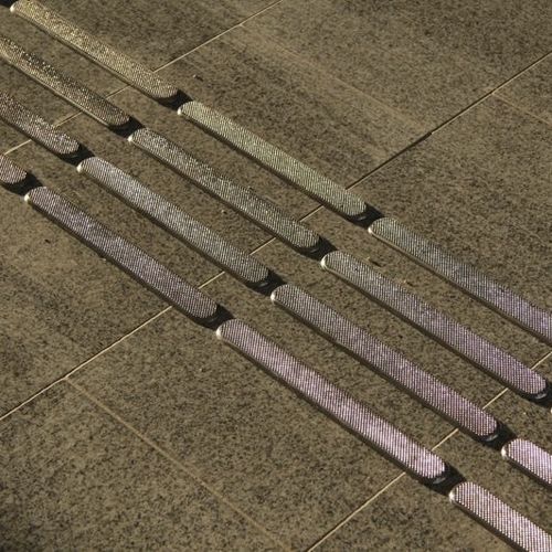 Bande de guidage podotactile - PD4 - OLEJÁR spol. s r.o. - en acier inox / en béton
