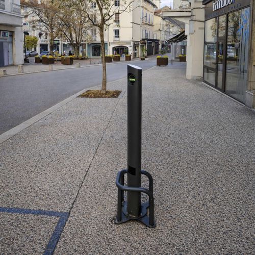Borne de stationnement - BAM - LBA - arrêt minute / en aluminium / pour espace public
