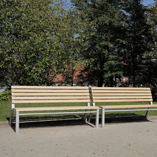Banc public contemporain - ONE - STREETPARK s.r.o. - en bois / en acier à revêtement par poudre / en acier inoxydable
