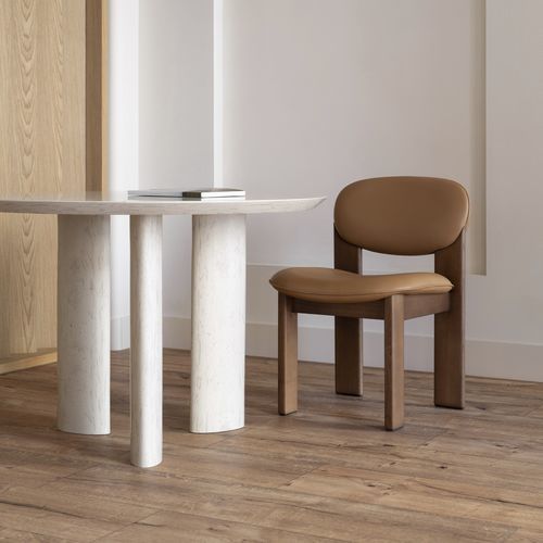 Chaise contemporaine - Archipen  - NOOM - d'intérieur / en cuir / avec piètement en frêne