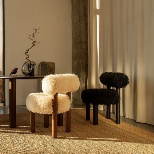 Chaise contemporaine - Gropius CS2 - NOOM - d'intérieur / en tissu / avec piètement en bois