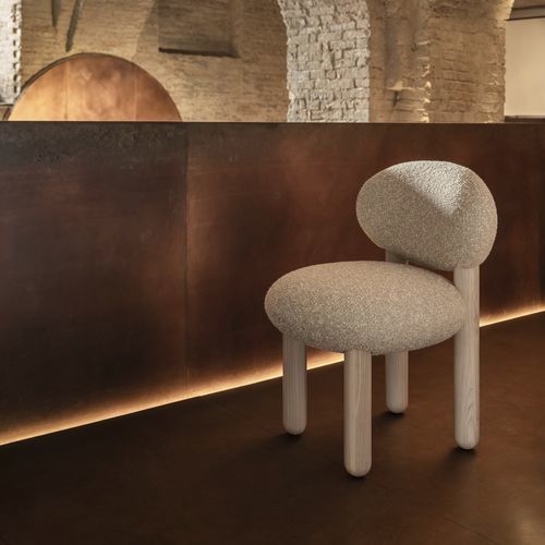 Chaise contemporaine - Flock CS2 - NOOM - d'intérieur / en tissu / avec piètement en bois